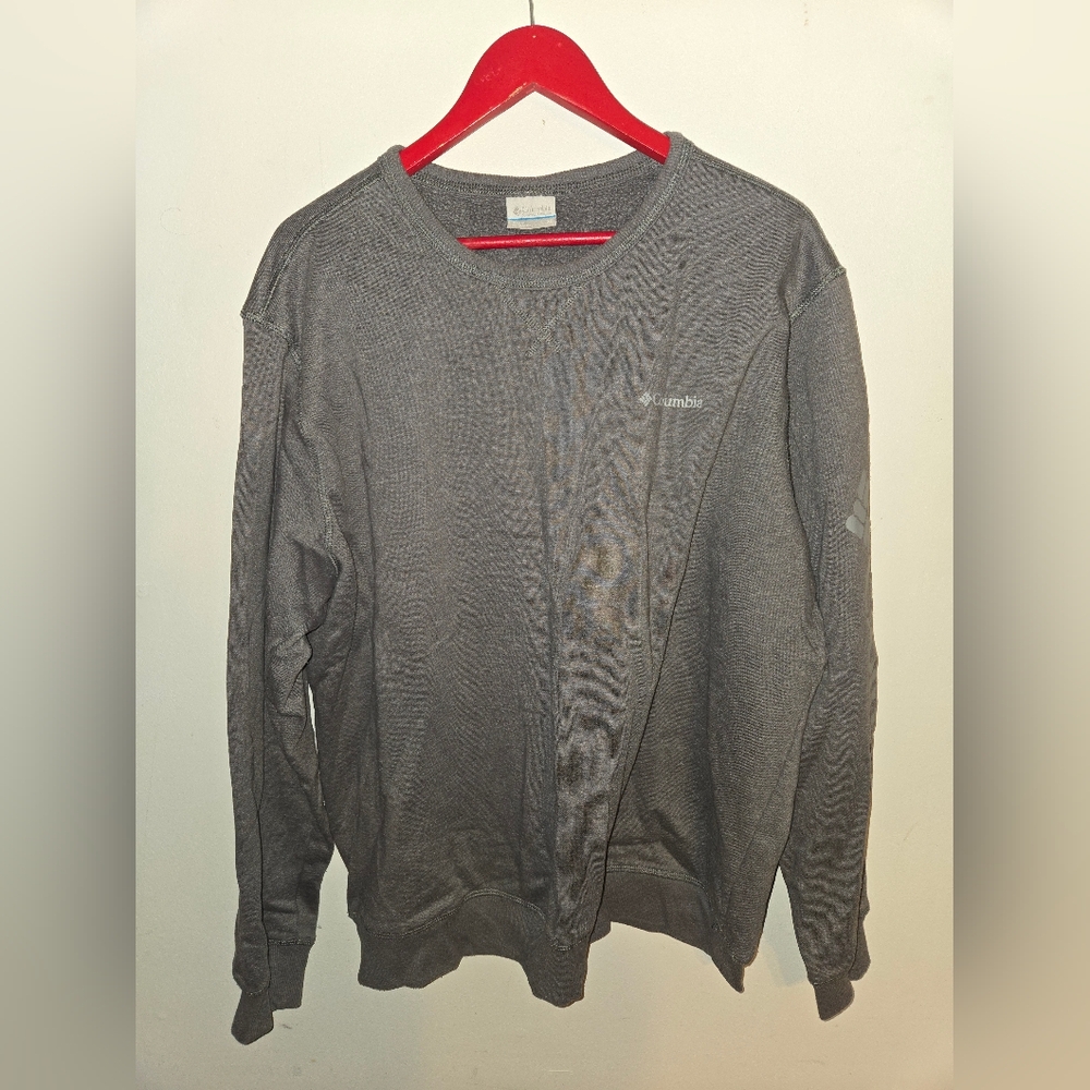 Columbia Gray Men's Sweater , liquidation sale****